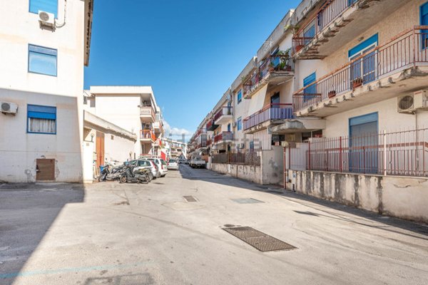 appartamento in vendita a Palermo in zona Acqua dei Corsari