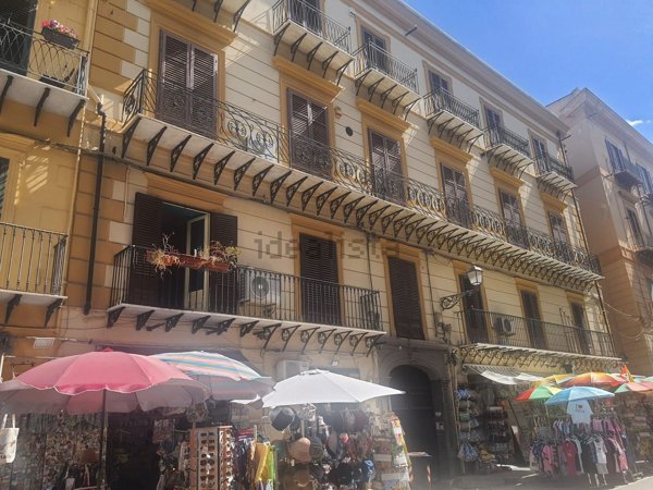 appartamento in vendita a Palermo in zona Centro storico