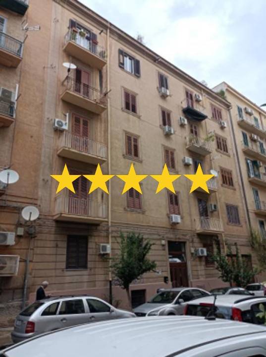 appartamento in vendita a Palermo in zona Zisa