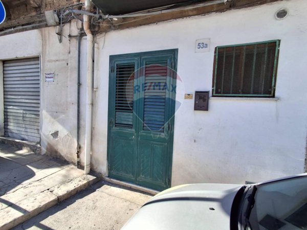 appartamento in vendita a Palermo in zona Montegrappa / Santa Rosalia