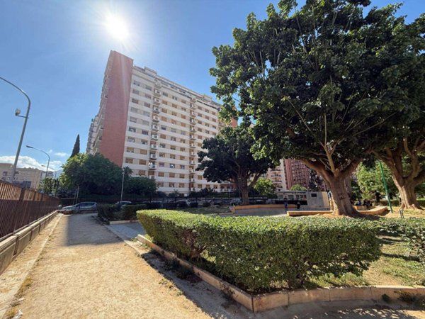 appartamento in vendita a Palermo in zona Zisa