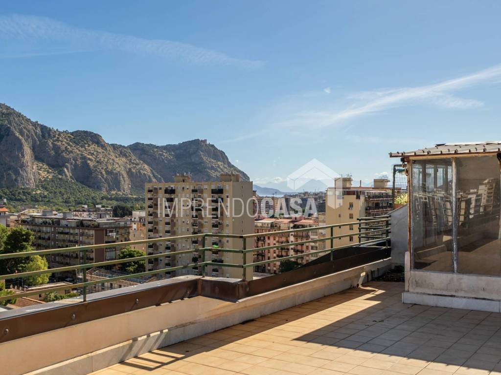 appartamento in vendita a Palermo in zona Resuttana