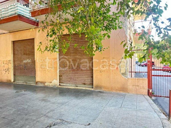 locale commerciale in vendita a Palermo in zona Brancaccio