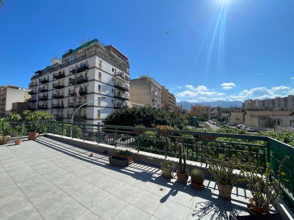 appartamento in vendita a Palermo in zona Calatafimi / Cuba