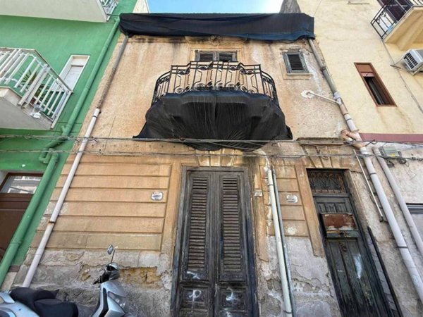 appartamento in vendita a Palermo in zona Acqua dei Corsari