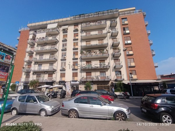 appartamento in vendita a Palermo in zona Malaspina/Palagonia