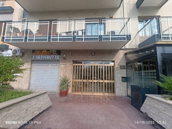 appartamento in vendita a Palermo in zona Malaspina/Palagonia