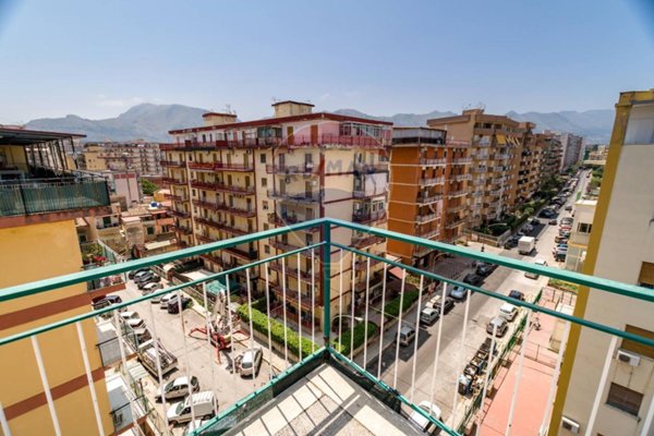 appartamento in vendita a Palermo in zona Montegrappa / Santa Rosalia