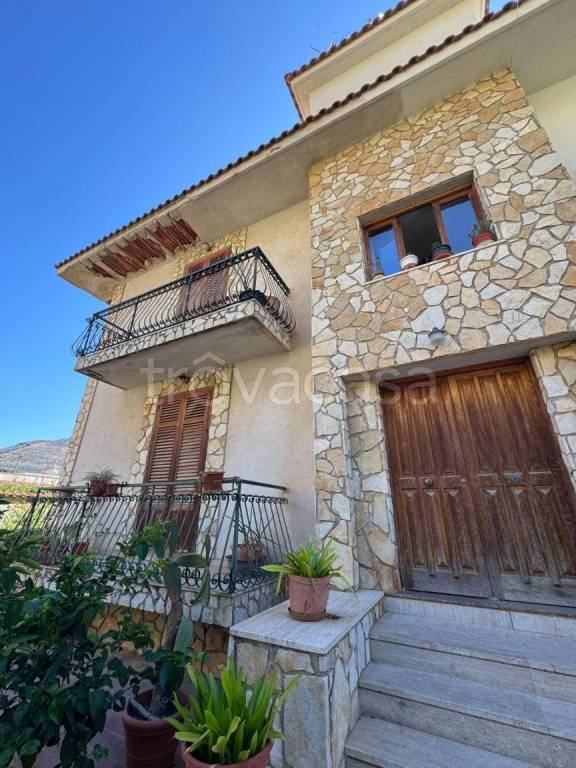 appartamento in vendita a Palermo in zona Sferracavallo