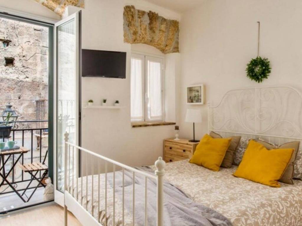 appartamento in vendita a Palermo in zona Centro storico