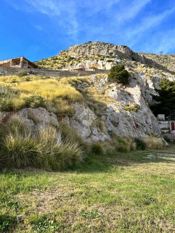 terreno agricolo in vendita a Palermo in zona Mondello