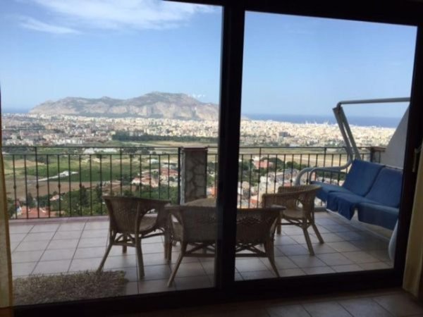 casa indipendente in vendita a Palermo in zona Baida