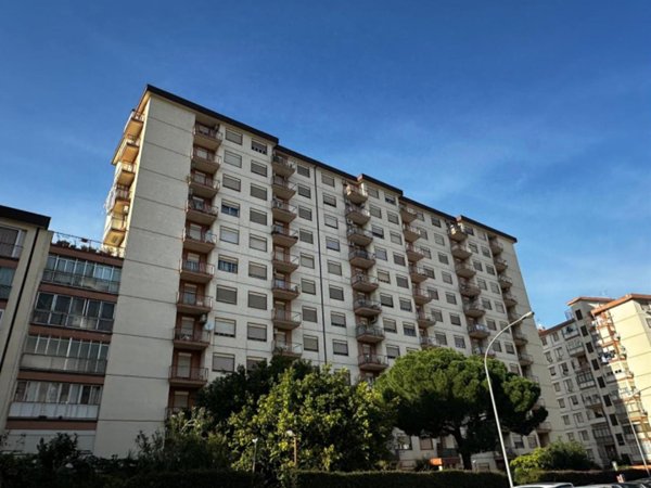 appartamento in vendita a Palermo in zona Montegrappa / Santa Rosalia