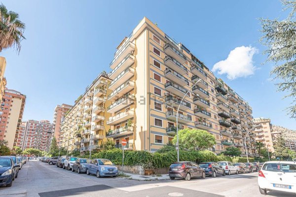 appartamento in vendita a Palermo in zona Resuttana