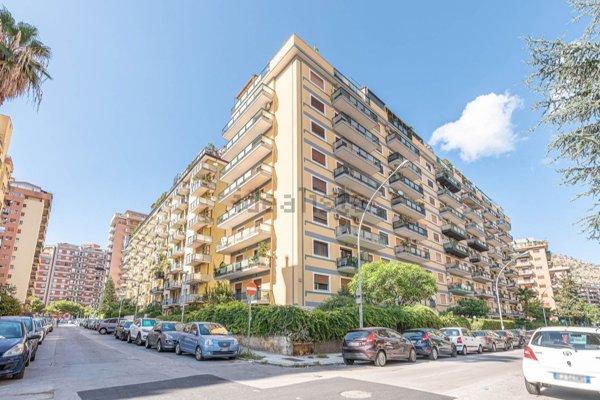appartamento in vendita a Palermo in zona Resuttana