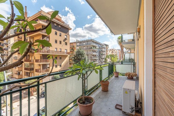 appartamento in vendita a Palermo in zona Resuttana