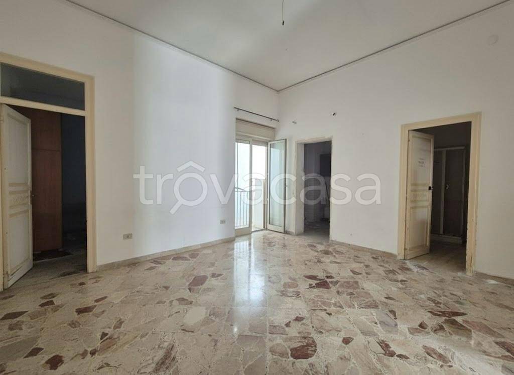 appartamento in vendita a Palermo in zona Malaspina/Palagonia