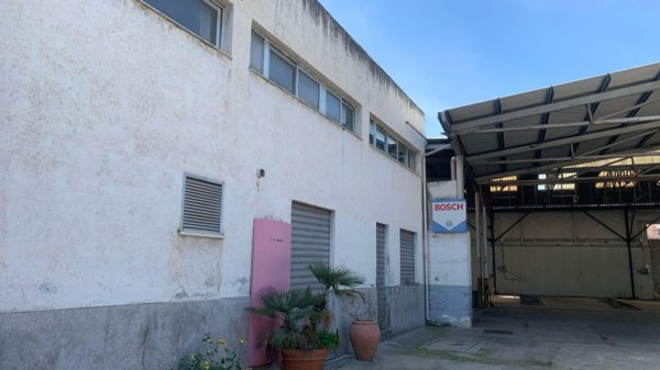 capannone in vendita a Palermo