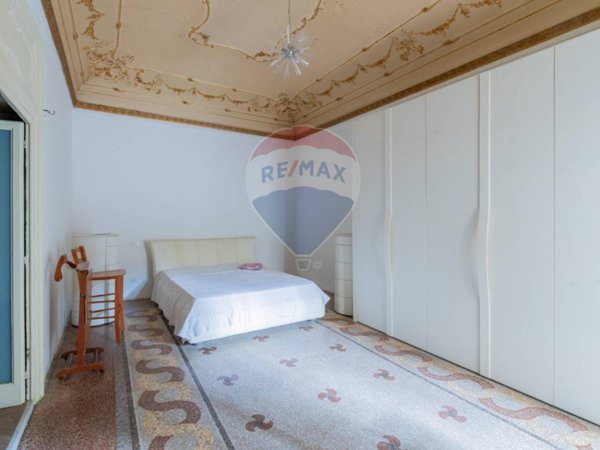appartamento in vendita a Palermo in zona Politeama