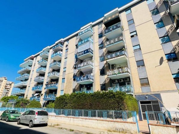 appartamento in vendita a Palermo in zona Oreto