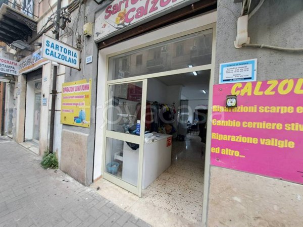 negozio in vendita a Palermo in zona Oreto