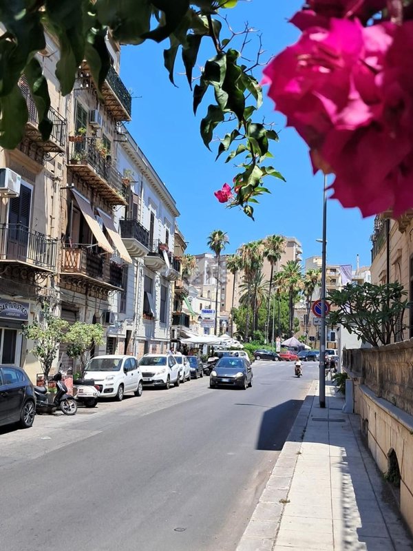 appartamento in vendita a Palermo in zona Arenella/Vergine Maria