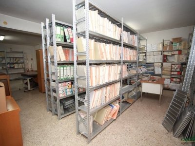 locale di sgombero in vendita a Palermo