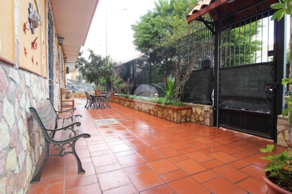 casa indipendente in vendita a Palermo in zona Uditore