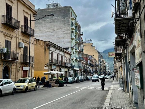 appartamento in vendita a Palermo in zona Oreto