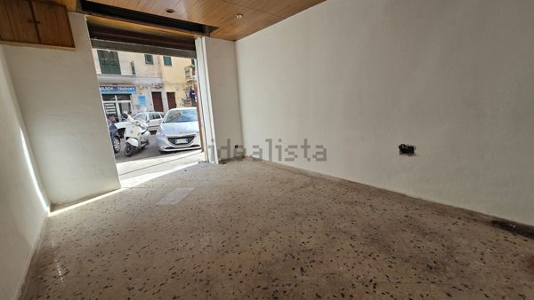 negozio in vendita a Palermo in zona Noce