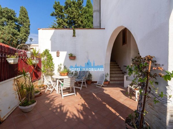 casa indipendente in vendita a Palermo in zona Mondello