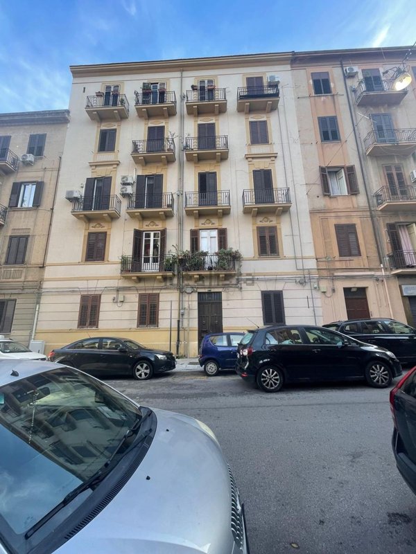 appartamento in vendita a Palermo in zona Oreto