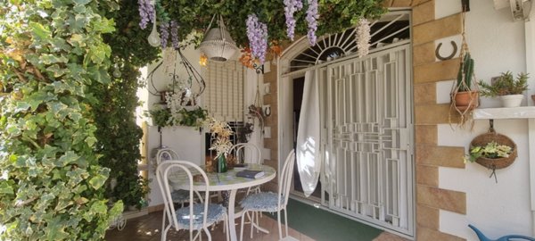 appartamento in vendita a Palermo in zona Malaspina/Palagonia