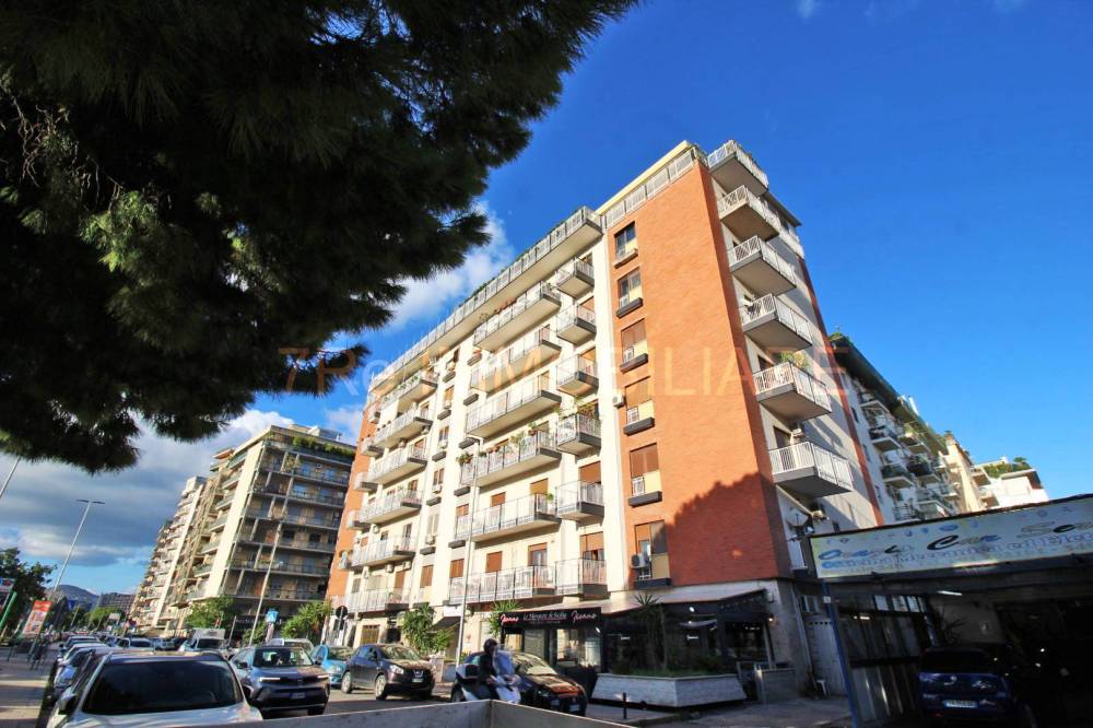 appartamento in vendita a Palermo