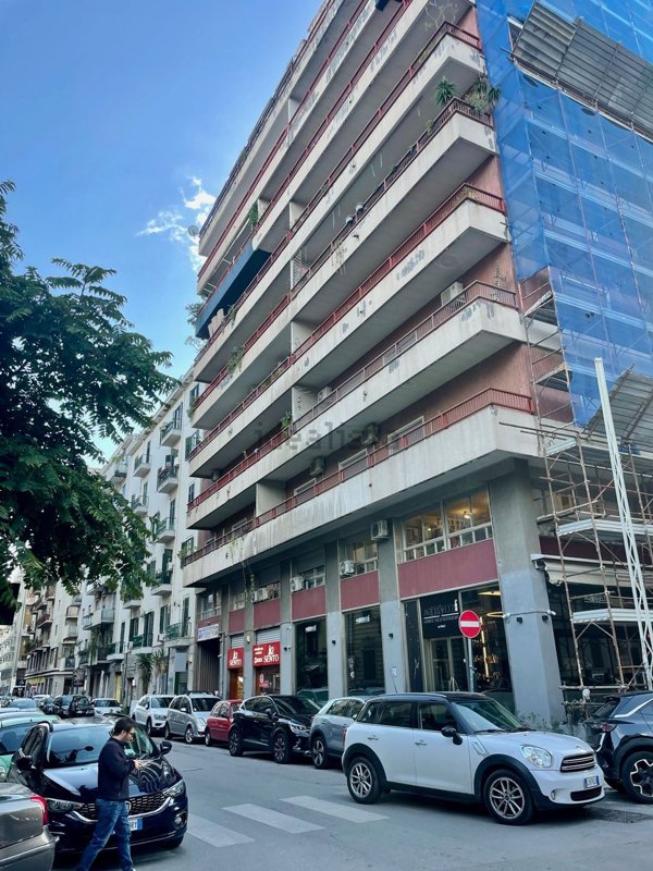appartamento in vendita a Palermo in zona Libertà