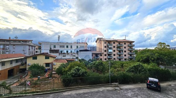 appartamento in vendita a Palermo in zona Villagrazia/Falsomiele