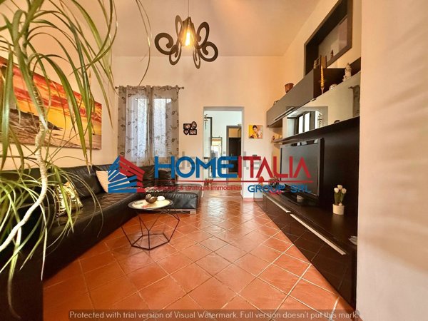 appartamento in vendita a Palermo in zona Partanna