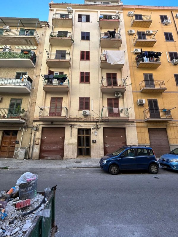 appartamento in vendita a Palermo in zona Oreto