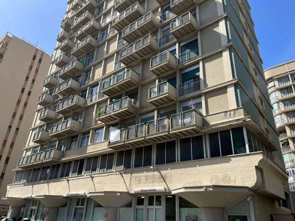 ufficio in vendita a Palermo in zona Malaspina/Palagonia