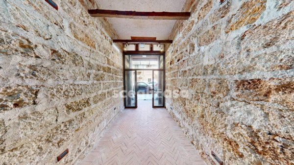 appartamento in vendita a Palermo in zona Partanna