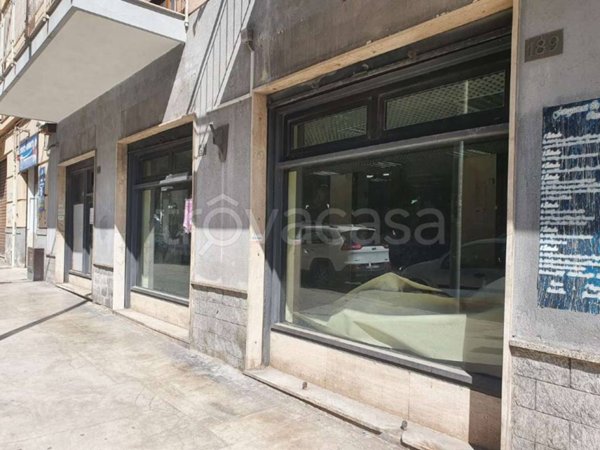 negozio in vendita a Palermo in zona Calatafimi / Cuba