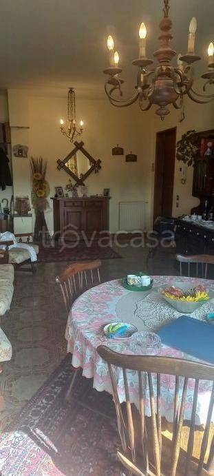 appartamento in vendita a Palermo in zona Malaspina/Palagonia