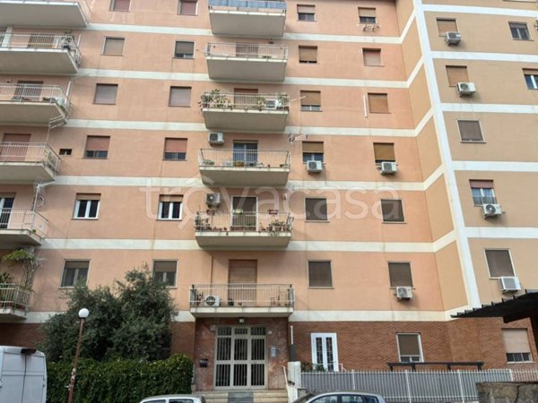 appartamento in vendita a Palermo in zona Malaspina/Palagonia
