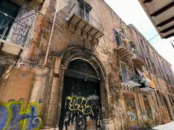 appartamento in vendita a Palermo in zona Centro storico