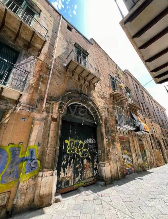 appartamento in vendita a Palermo in zona Centro storico