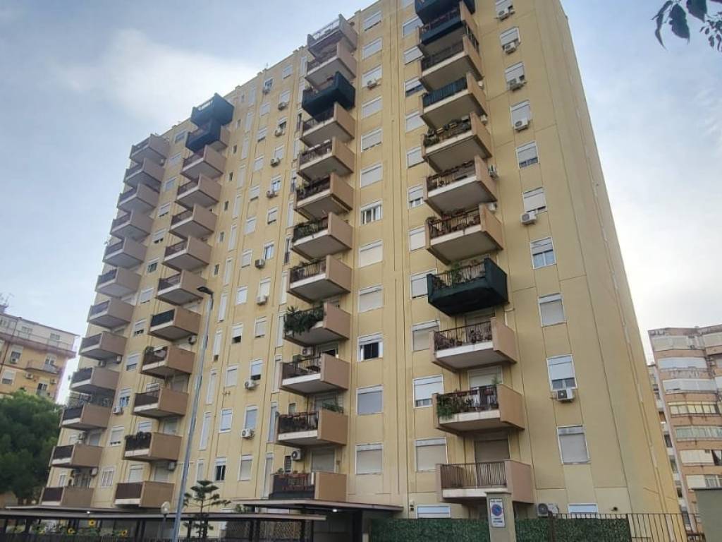 appartamento in vendita a Palermo in zona San Lorenzo