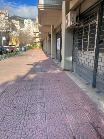 negozio in vendita a Palermo in zona Resuttana