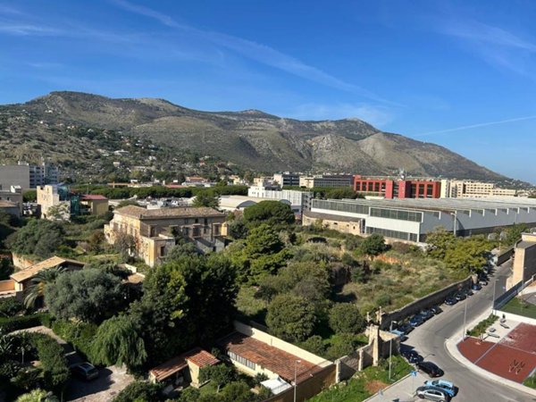 appartamento in vendita a Palermo in zona Resuttana