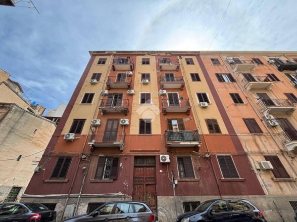appartamento in vendita a Palermo in zona Montegrappa / Santa Rosalia