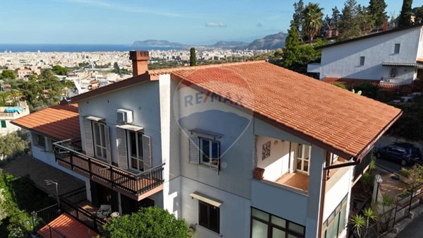 appartamento in vendita a Palermo in zona Baida